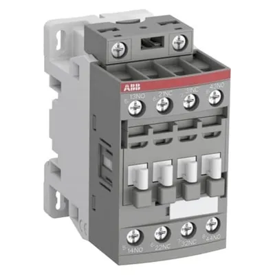 ABB NFC31E-84 Hilfsschütz 3 Schliesser