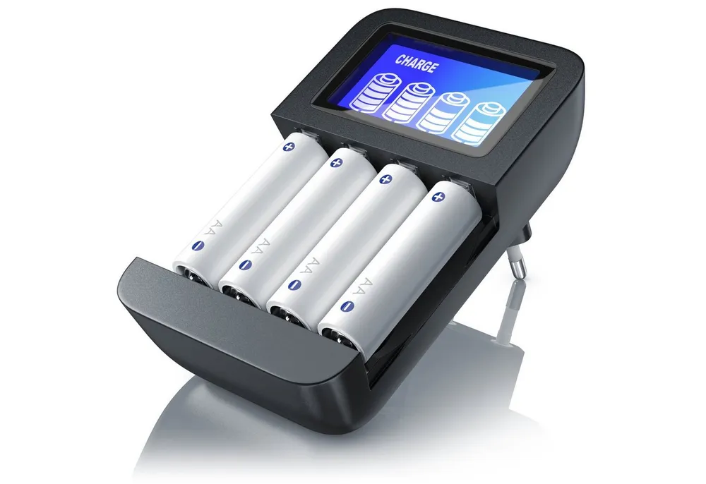 Aplic Universal 4-Schacht Akkulader geeignet für Typ AA / AAA NiMH Akkus Batterie-Ladegerät (2700 mA, Mikroprozessorgesteuertes Laden, 4 Akkus, LCD, Batterieladegerät)