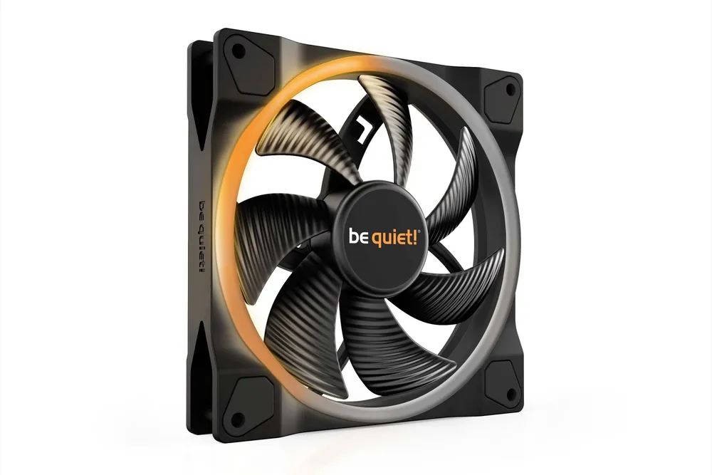 be quiet! Light Wings PWM 140x140x25