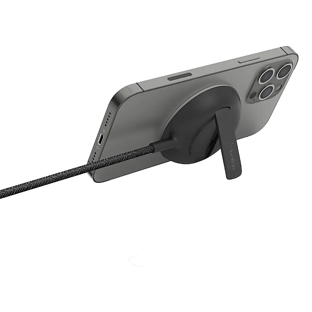 Boost Charge Pro Wireless Ladepad mit MagSafe