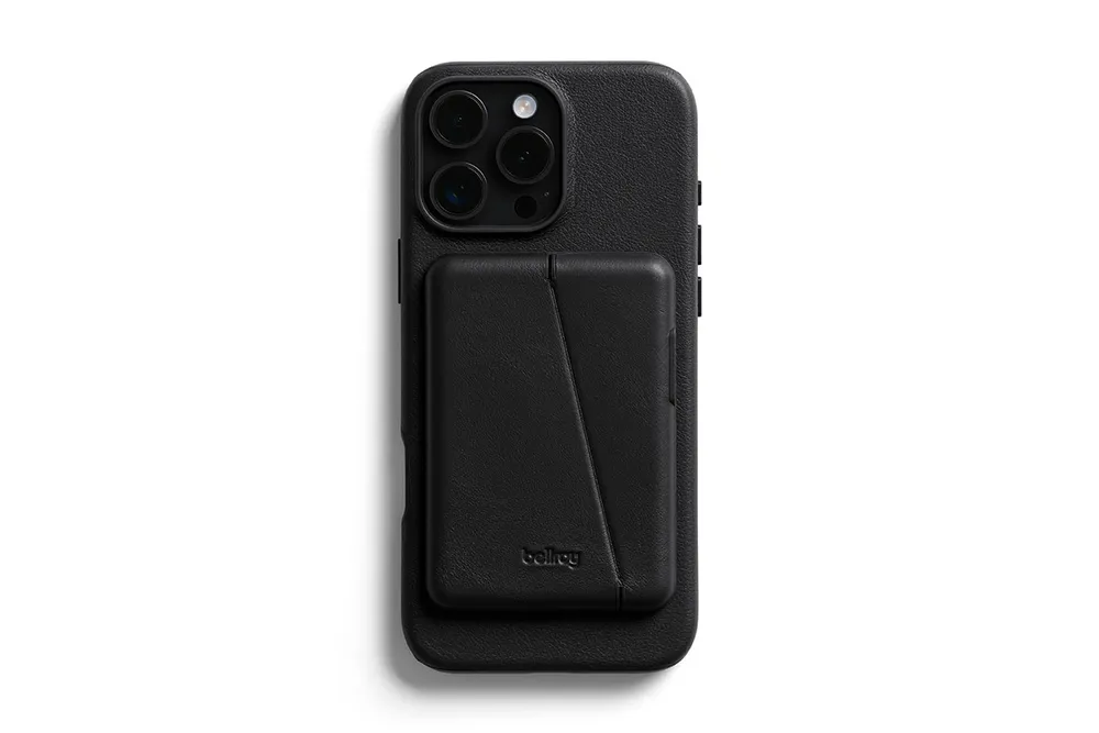 Bellroy Leder Case inkl. magnetischem Wallet für iPhone 16 Pro, Schwarz