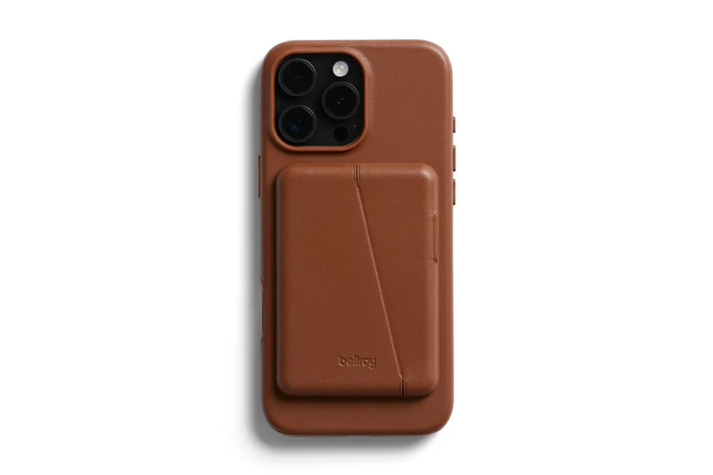 Bellroy Leder Case inkl. magnetischem Wallet für iPhone 16 Pro Max, Braun