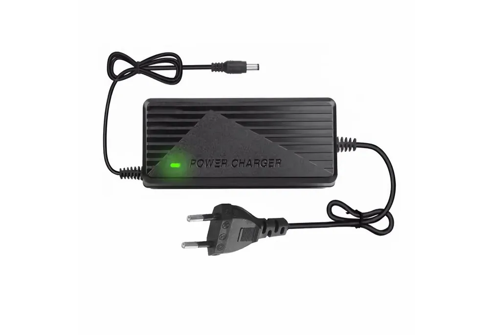 Bolwins I50C 21V 3A Lithium Batterie Netzteil Ladegerät für DC5,5mm EU Stecker Batterie-Ladegerät (3000 mA, Packung, 1-tlg., 21V Lithium-Batterie-Ladegerät, 21V Lithium-Batterie-Ladegerät)