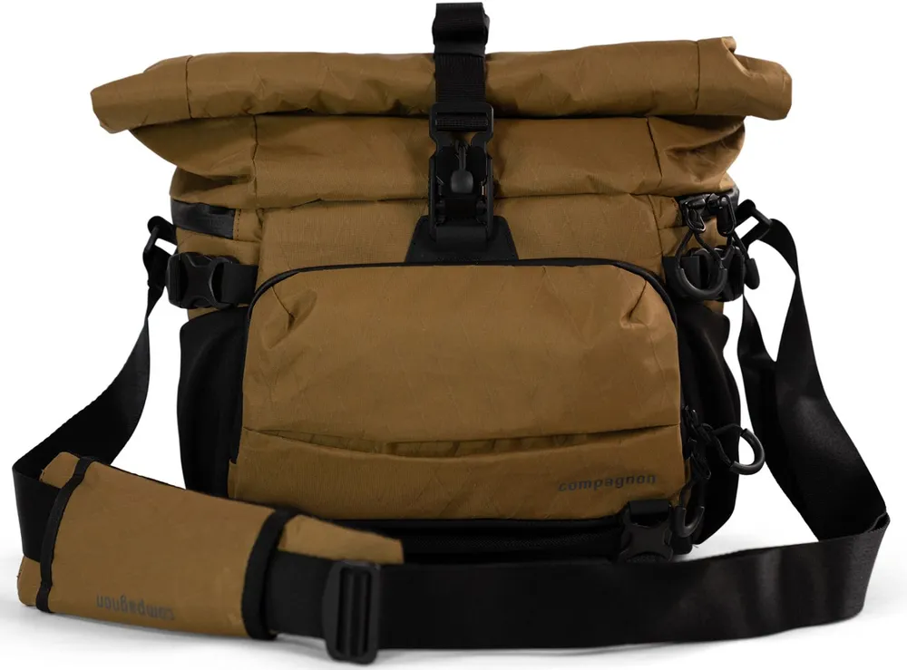 Compagnon Element sling 7L desert brown