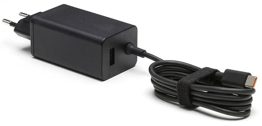 DJI Tragbares Ladegerät 65W