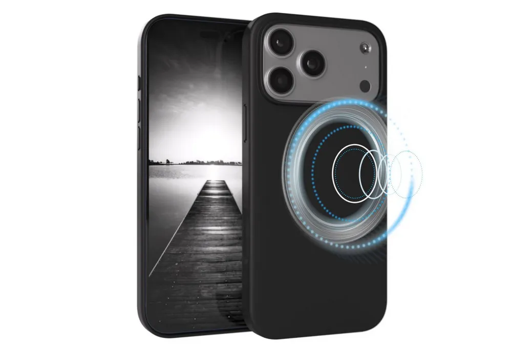 EAZY CASE Handyhülle für Apple iPhone 17 Pro Max Hülle Silikon 6,9 Zoll, Cover kompatibel mit Qi Magsafe Bumper Silicon Case kratzfest Schwarz