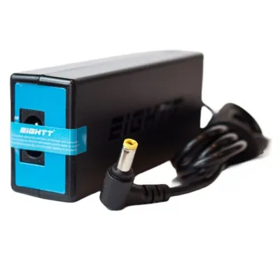Eightt ETO90 Universal-Laptop-Ladegerät 110–240 V, 90 W, 19 V