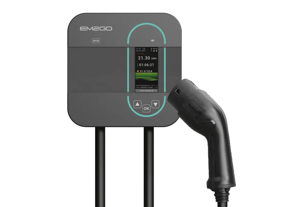 EM2GO EM2GO Wallbox 11kW mit App, RFID, Typ 2 Ladekabel & CEE Adapter Elektroauto-Ladegerät (Wallbox Solarkompatibel - Batteriespeichertauglich)