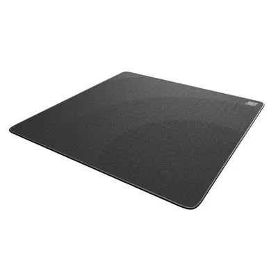 Gaming-Mauspad 500x500 mm mit japanischer PORON®-Basis und nahtlosem Randdesign