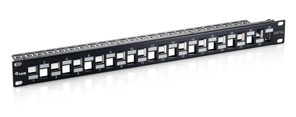 Rüsten Sie ein 1U-Patchpanel mit 24 Ports der Kategorie 6 aus