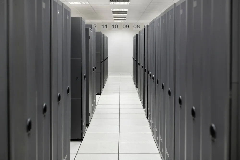 HPE ProLiant Compute Dl320 Gen12 8Sff | p75085-b21 |