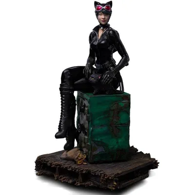 Iron Studios DC Comics Catwoman (Gotham City Sirens) 1/10 Statue