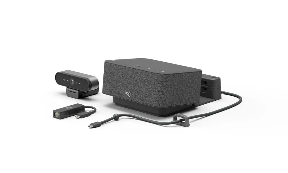 Logitech Logi Dock Focus Room Kit | 991-000457 | Kit für Videokonferenzen (Logitech BRIO Ultra HD Pro Webcam - Log
