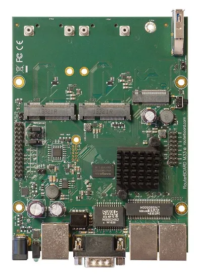 Mikrotik RBM33G Gigabit-Ethernet-Router 10/100/1000 PoE SIM-Steckplatz USB 3.2 Advanced