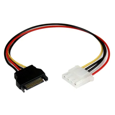 SATA 15 Pin auf Molex 4 Pin Adapterkabel.