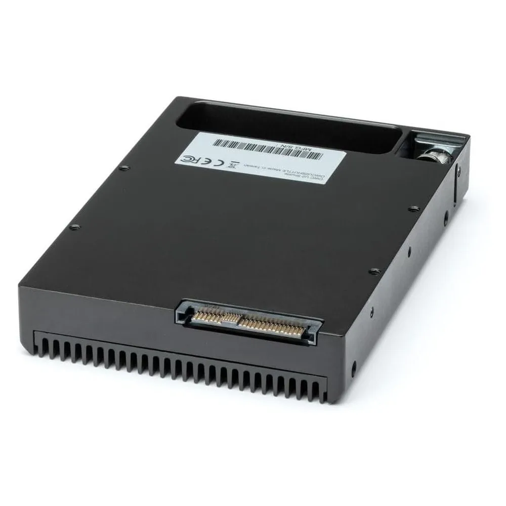 OWC U.2 Shuttle with Aura Pro 1.0TB x 4