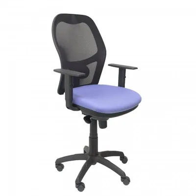Piqueras y Crespo Jorquera Black Mesh Chair Hellblauer Sitz