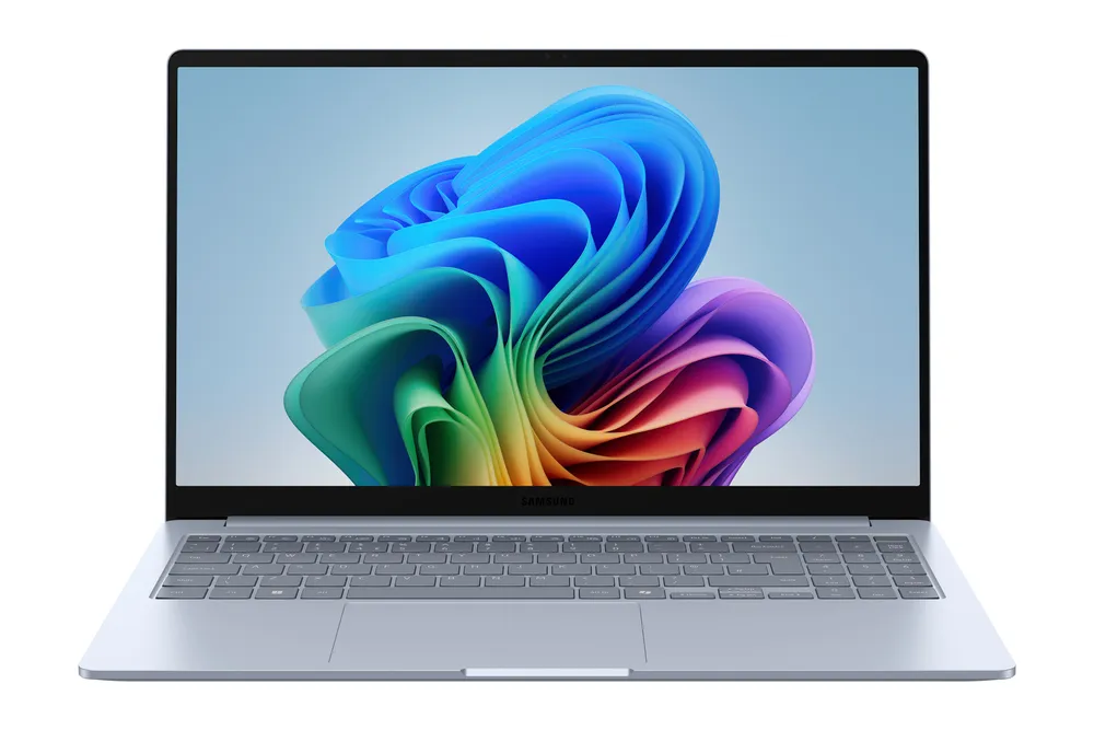 Galaxy Book4 Edge, Sapphire Blau, Copilot+, 15,6 Zoll, Full HD, Snapdragon X X1-26-100, 16GB, 256GB Notebook