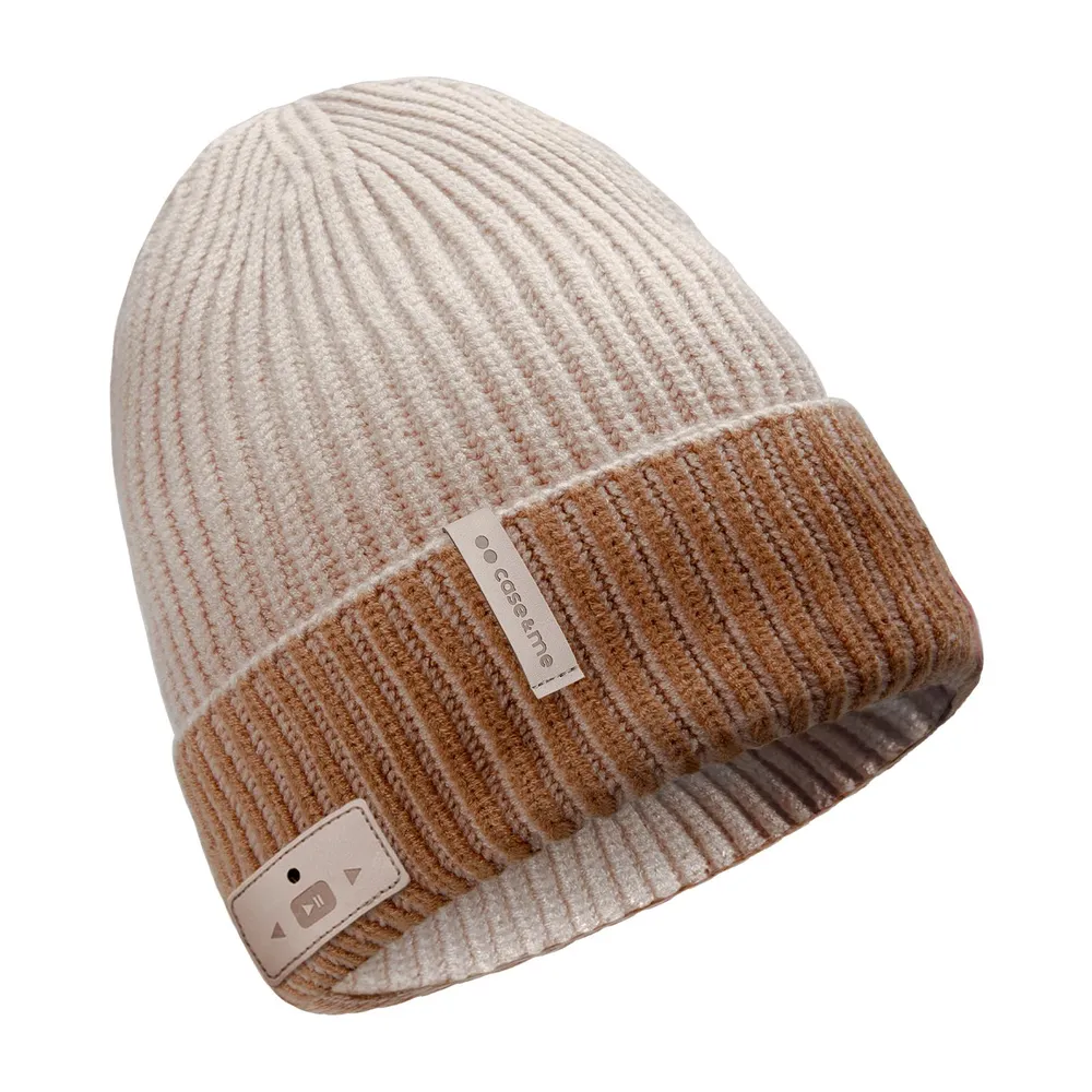 Wintermütze mit integrierten kabellosen Ohrhörern