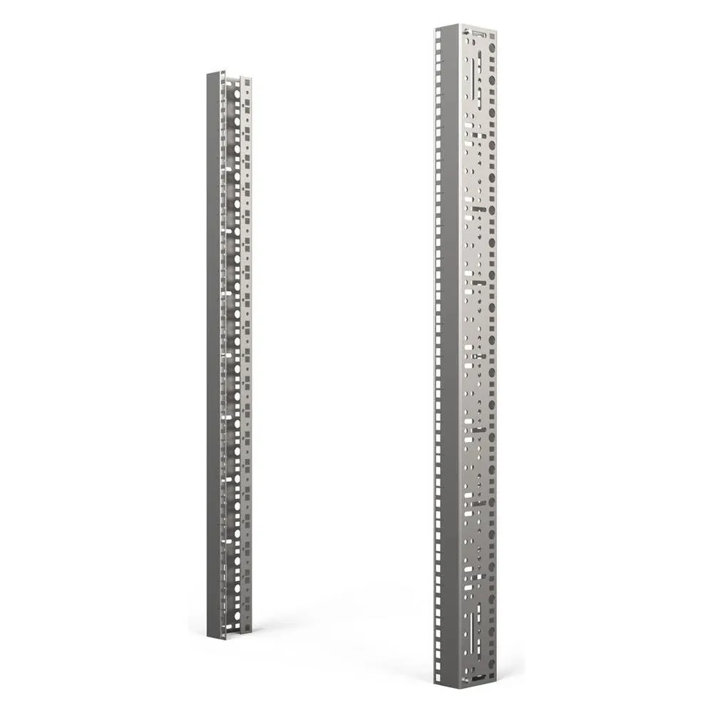Schroff 19"-Winkelprofil mit Universal-Lochung (EIA)