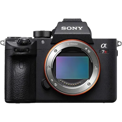 Kamera Mirrorless Sony Alpha 7R III Gehäuse 42,4MP 7952x4472 Sensor Full-Frame WiFi Bluetooth
