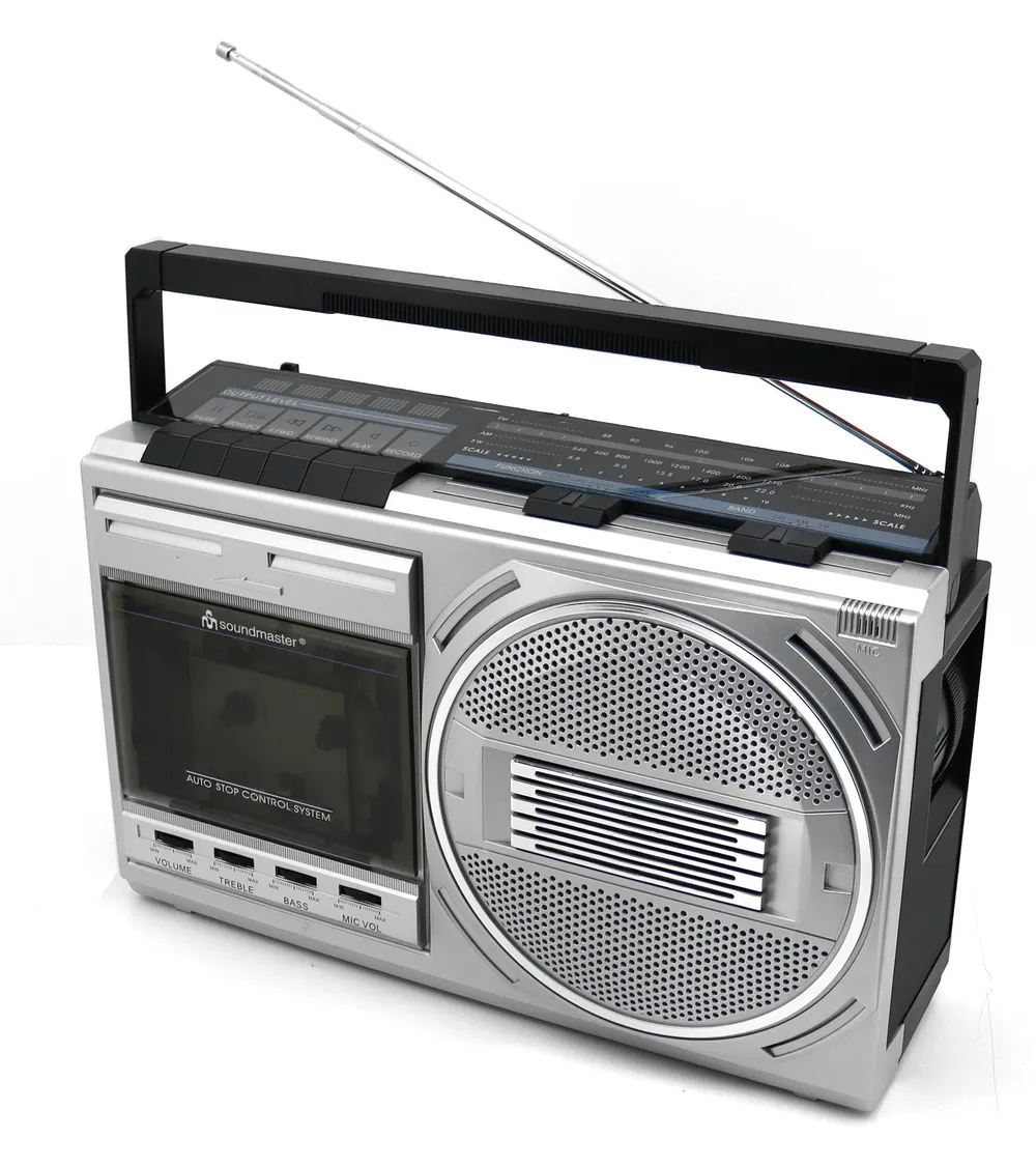 RR20 Silber Radiorekorder