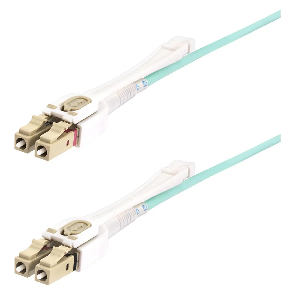 StarTech com Cavo in fibra ottica multimodale OM4 LC a LC (UPC) con linguette push-pull, 3m, 50/125µ
