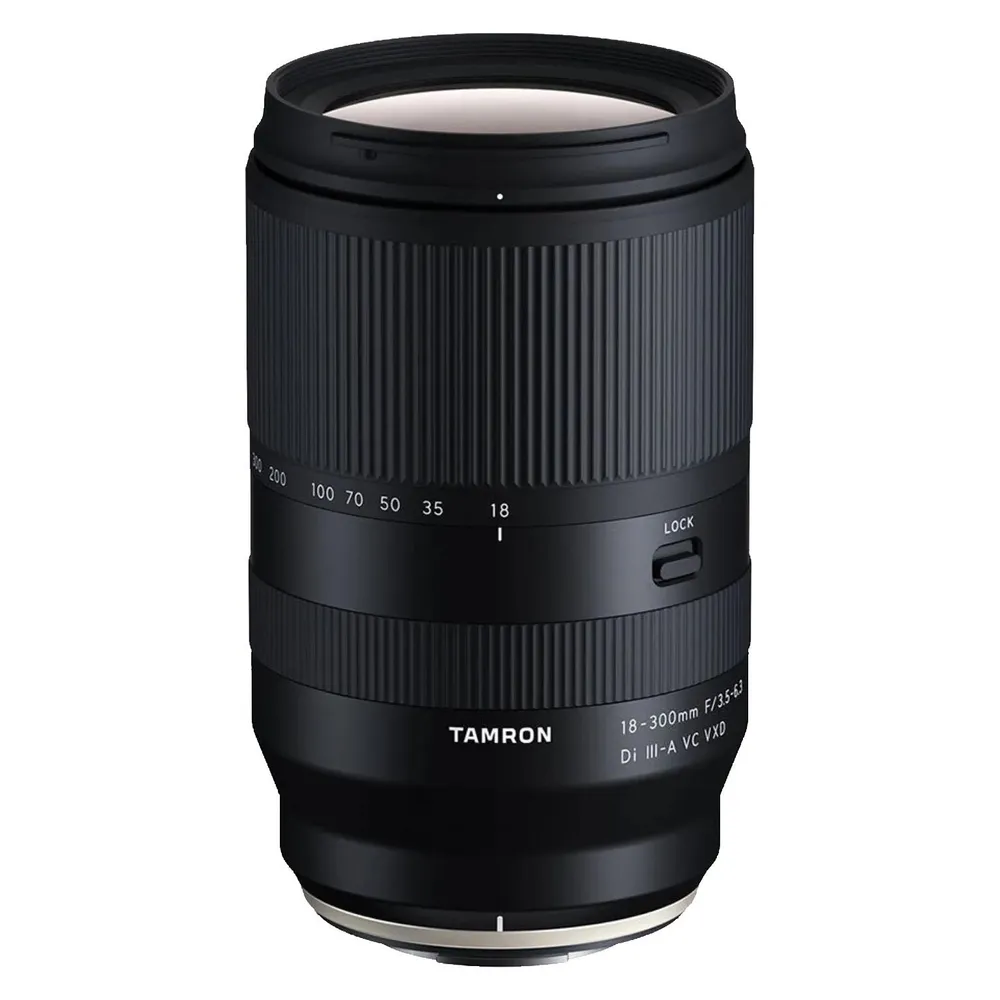 Tamron AF 18-300mm f / 3.5-6.3 Di III-A VC