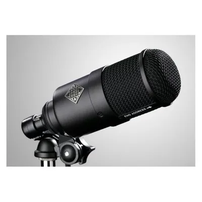 Telefunken M82