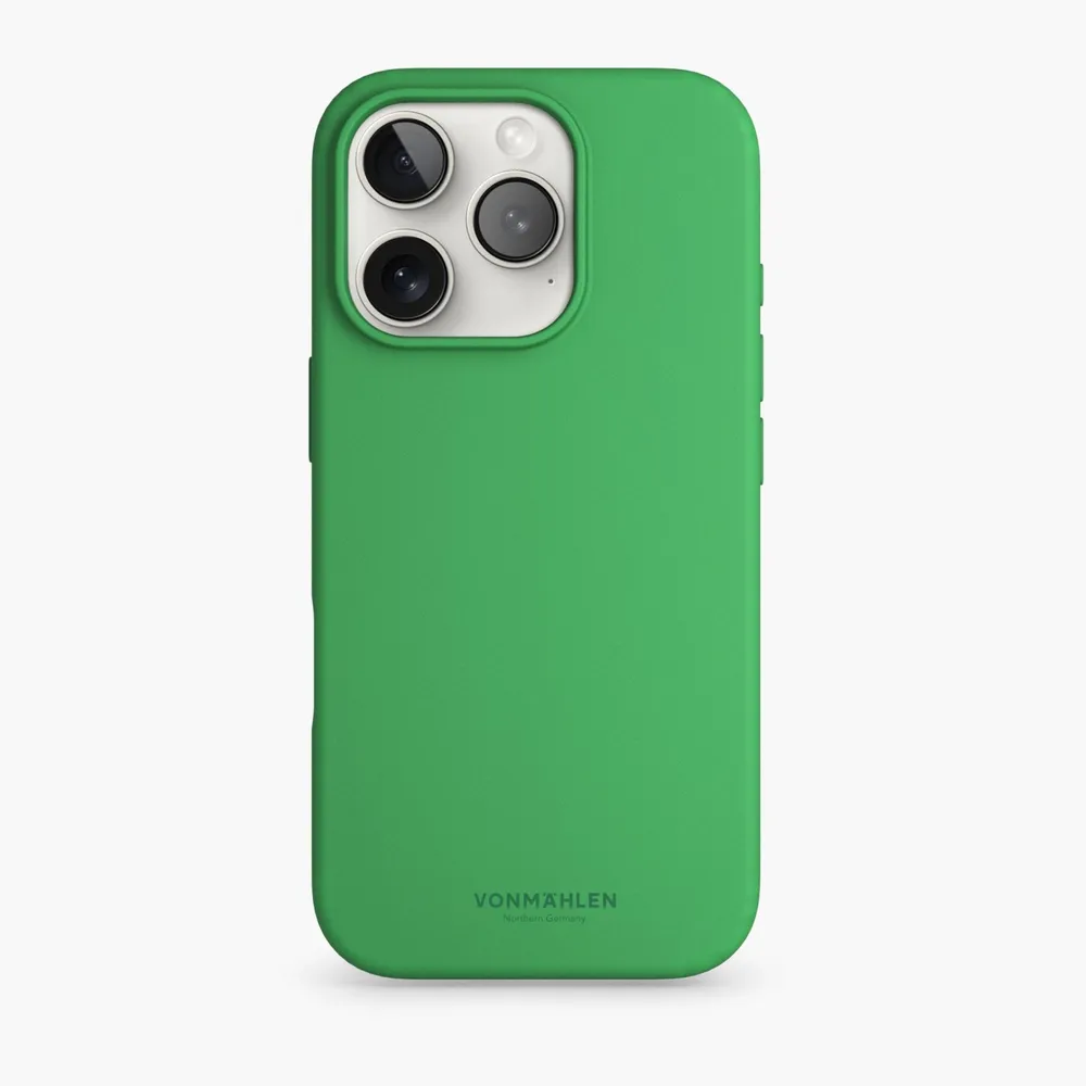 Soft Silicone Case - Schutzhülle aus Silikon, MagSafe kompatibel iPhone 16 Pro Max, Green Haven Handyhülle