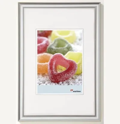 Walther Kunststoffrahmen Trendstyle KP430S 24x30cm silber