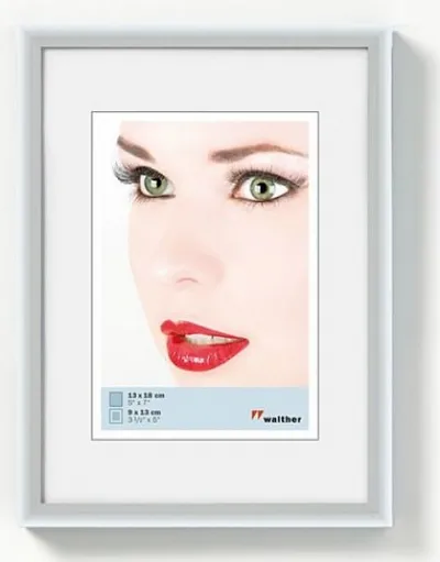 Walther Kunststoffrahmen KW824H Galeria 18x24cm weiß