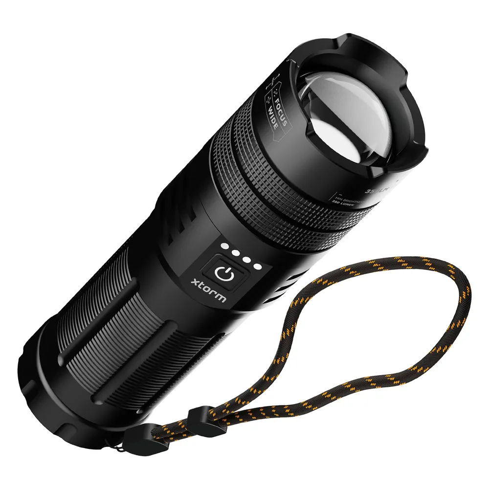 Xtorm Powerbank mit Taschenlampe 10.500 mAh mit Schnellladen Schwarz